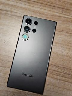 （分類：）位於 。 由 illeniummm 提交（商品編號 1412444660，圖片 1）。簡介： 。