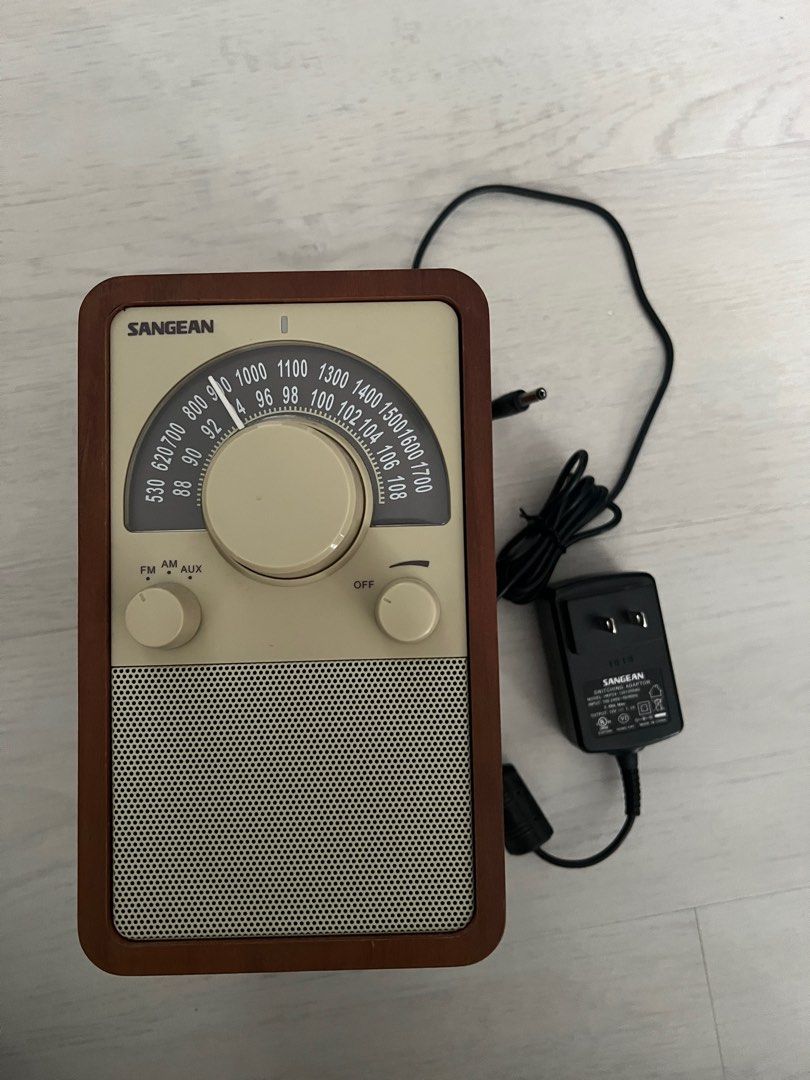Sangean WR-15 FM/AM Radio