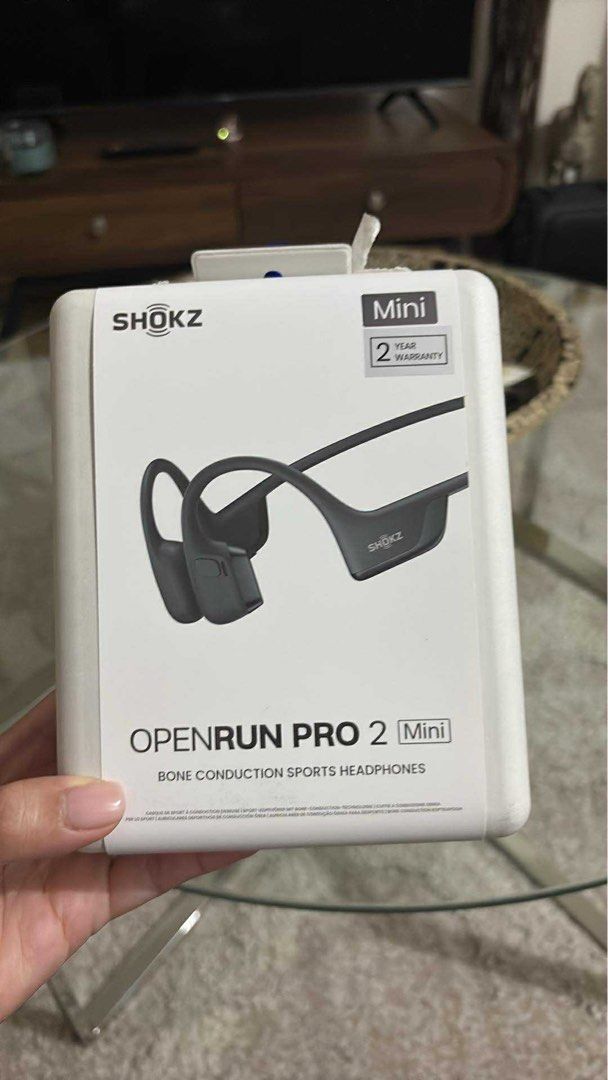 Shokz OpenRun Headphones BOX ONLY (Category: Headphones & Headsets) located in Pasig City. Submitted by tintin._. (Listing ID 1412452418, Image 1). Description: Authentic..
