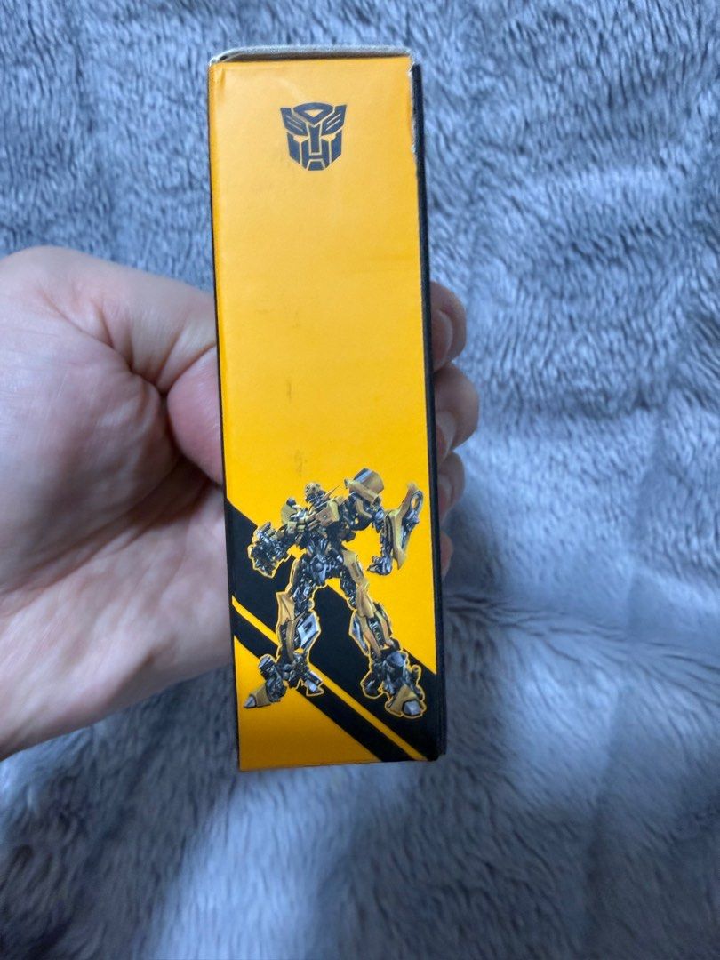 SmallRig x Transformers Foldable Multi-tool Kit (Category: Cameras) located in Quezon City. Submitted by jshoppppp (Listing ID 1412374938, Image 3). Description: Bumblebee Edition SmallRig x Transformers 7 in 1 Foldable Aluminum Multi Tool Compact Screw Kit (Bumblebee Edition) for Camera Accessory Kit .