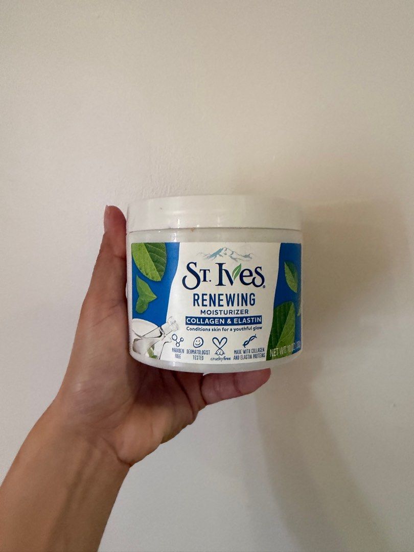 St ives moisturizer (Category: Face Care) located in Quezon City. Submitted by destashingmycloset (Listing ID 1412342211, Image 1). Description: .