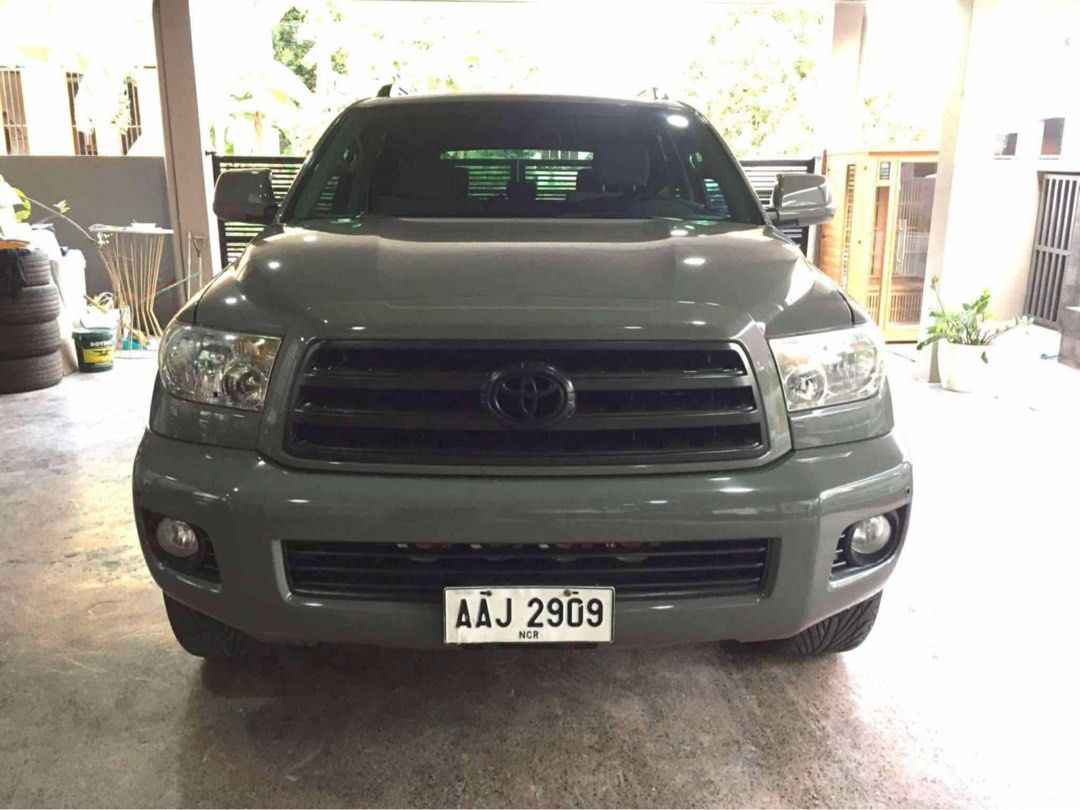 Toyota Sequoia Dubai Edition Auto (Category: Used Cars) located in Manila. Submitted by quality_cars (Listing ID 1412337154, Image 1). Description: 🚗2012 Toyota Sequoia (Selling: ₱1,448,000) ✨️Dubai Edition | Complete papers | Excellent Condition ✨️24” Alloy Mags | Automatic Transmission ‼️Financing Available‼️ 📄 Easy Requirements | ⚡ Fast Approval | 💰 Flexible Financing ✅Trade-In + Cash Available, Guaranteed Safe & Legit Vehicles ✅Hassle-Free