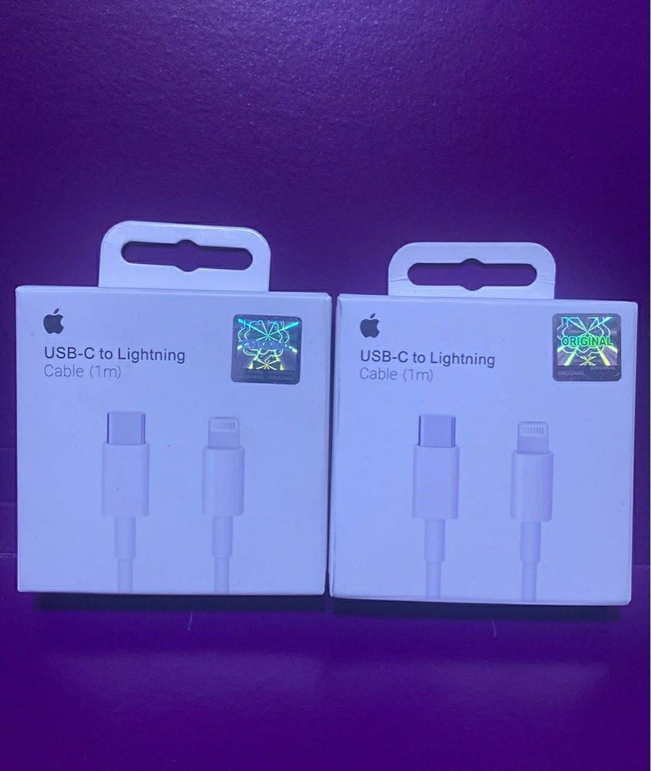 Type c to lightning cable (Category: Chargers & Cables) located in Manila. Submitted by mimasour (Listing ID 1412347963, Image 1). Description: .