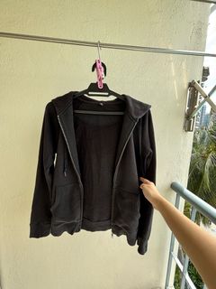 (Category: ) located in . Submitted by ghamay.preloved (Listing ID 1412380216, Image 1). Description: .