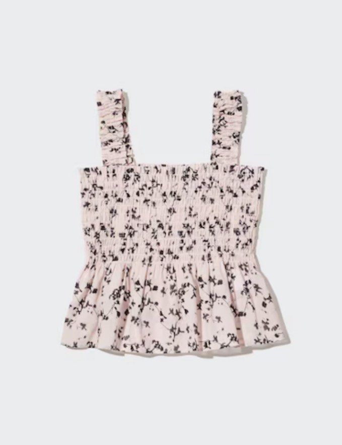 Uniqlo Floral Garterized Top (Category: Sleeveless) located in Caloocan City. Submitted by skie_ (Listing ID 1411758230, Image 1). Description: worn once.
