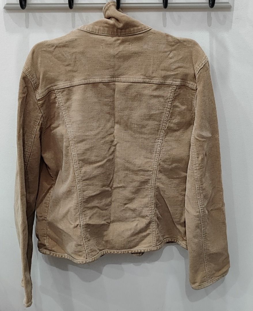 Womens Stylish Khaki Corduroy Jacket (Category: Coats, Jackets and Outerwear) located in General Trias. Submitted by versaillerose (Listing ID 1412403948, Image 2). Description: - M.I. brand tan corduroy jacket - Medium size - Button closure - Two chest pockets - Collared neckline - Classic design 📌 TERMS - Shipping Fee c/o buyer (not yet included in the price) - No reservation. First to pay basis. - Payment first before pick-up or shipping. - P