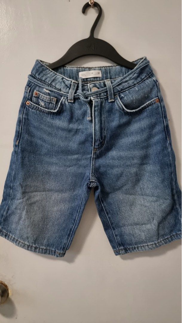 Zara Kids Denim Short (Category: Babies & Kids Fashion) located in Calumpit. Submitted by graceysonlinebiz (Listing ID 1412449327, Image 1). Description: 11 to 12 yrs okd.
