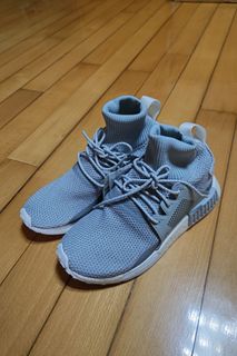 （分類：）位於 。 由 snkrwatch 提交（商品編號 1407633684，圖片 1）。簡介： 。
