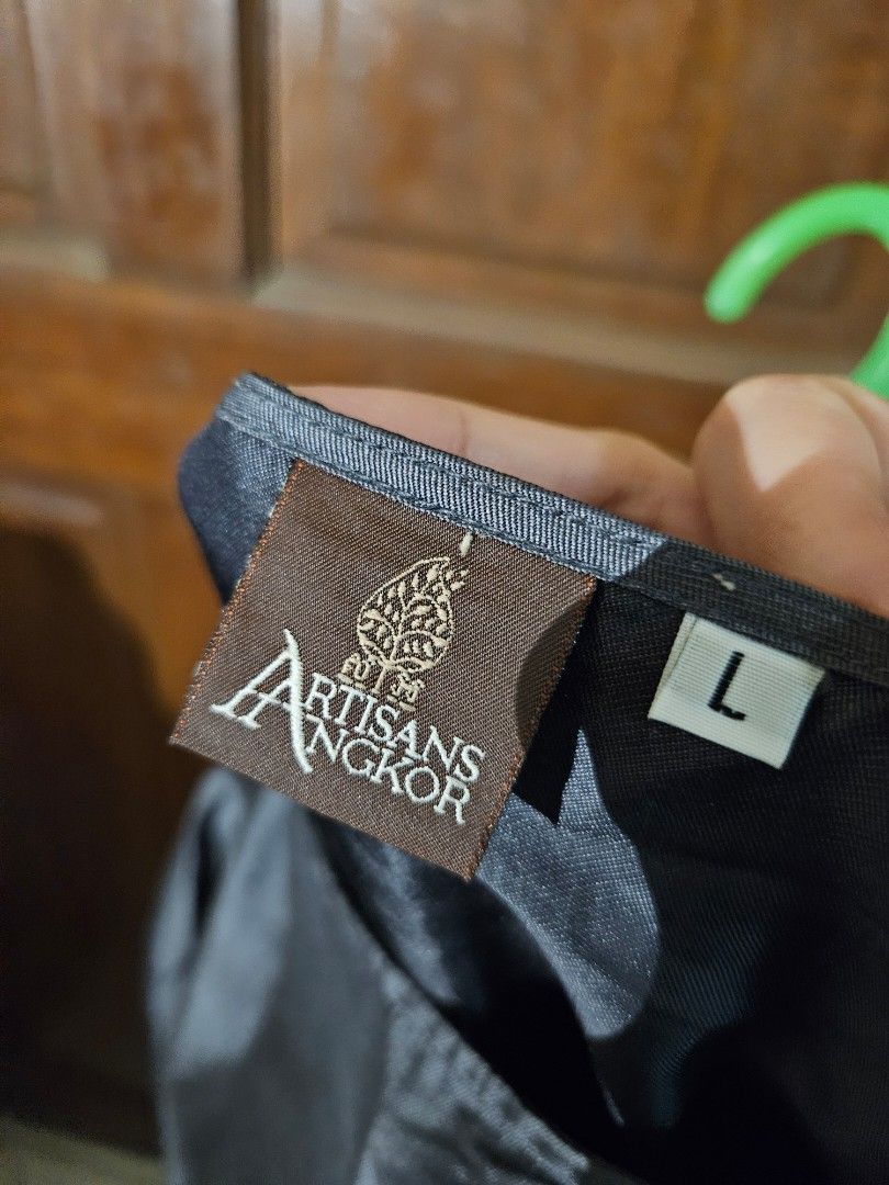 Artisans Angkor Dress (Category: Dresses) located in Pasig City. Submitted by simdeclutters (Listing ID 1407738393, Image 2). Description: .