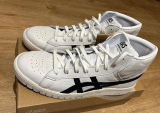 （分類：）位於 。 由 LargeShoesCollector 提交（商品編號 1407188813，圖片 1）。簡介： 。