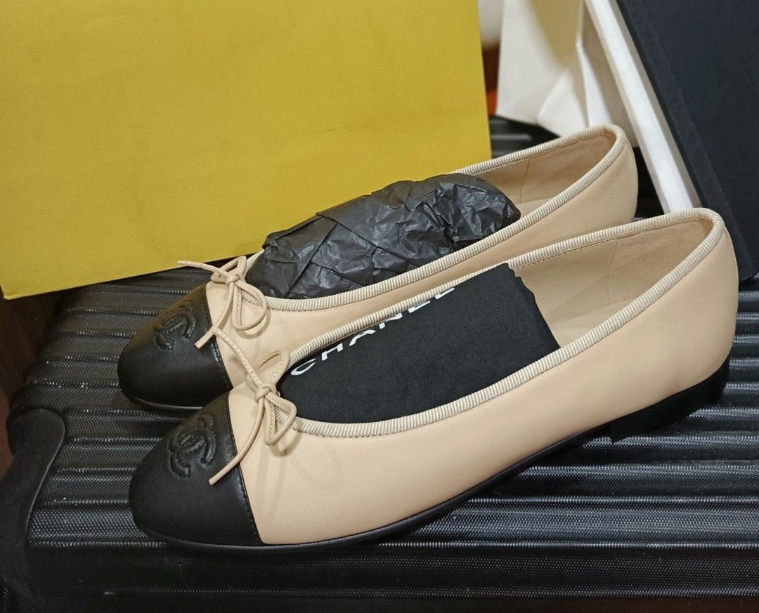 Authentic Chanel Ballet Flats (Category: Flats & Sandals) located in Itogon. Submitted by designerluxeshop (Listing ID 1407623532, Image 1). Description: Pre-owned Chanel ballet flats with dustbag, authenticity document and box size 36C, 💯% original, in good condition, shipping is free, message me if interested, delivery is by schedule discount is offered for cash buyer layaway is accepted 20% downpayment 80% balance payable up to 4-6months.