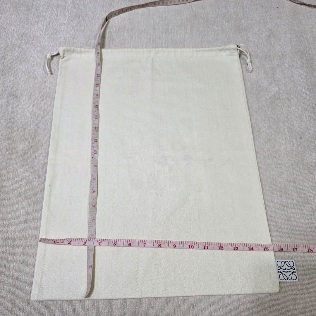 Authentic Loewe dust bag 19x15.5 inches (Category: Cross-body Bags) located in Manila. Submitted by jfluxury.co (Listing ID 1407745256, Image 3). Description: excellent condition no flaws bought in Japan 🇯🇵 💯% Authentic. 😊 Money back guarantee. 😊 Clean and ready to use na.