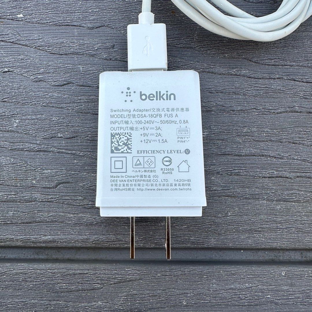 Belkin BoostCharge Wireless Charging Stand (Category: Chargers & Cables) located in Santa Rosa. Submitted by pinkpandesal (Listing ID 1407641016, Image 3). Description: Wireless charging: 10W Input: Micro USB (5V 2A, 9V 2A, 12V 1.5A) Inclusion: wireless charging dock charging cable power adapter In perfect working condition. No longer being used..