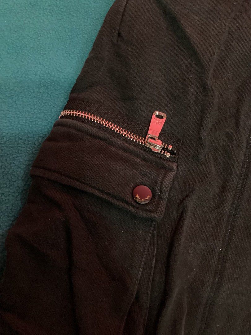 Boy London Jog Pants (Category: Activewear) located in Davao. Submitted by ferdipt (Listing ID 1407577237, Image 2). Description: Size : Medium 100% Cotton Waist : 28-30 inches Length: 38 inches .