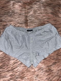 (Category: ) located in . Submitted by ley.fits (Listing ID 1407694564, Image 1). Description: .