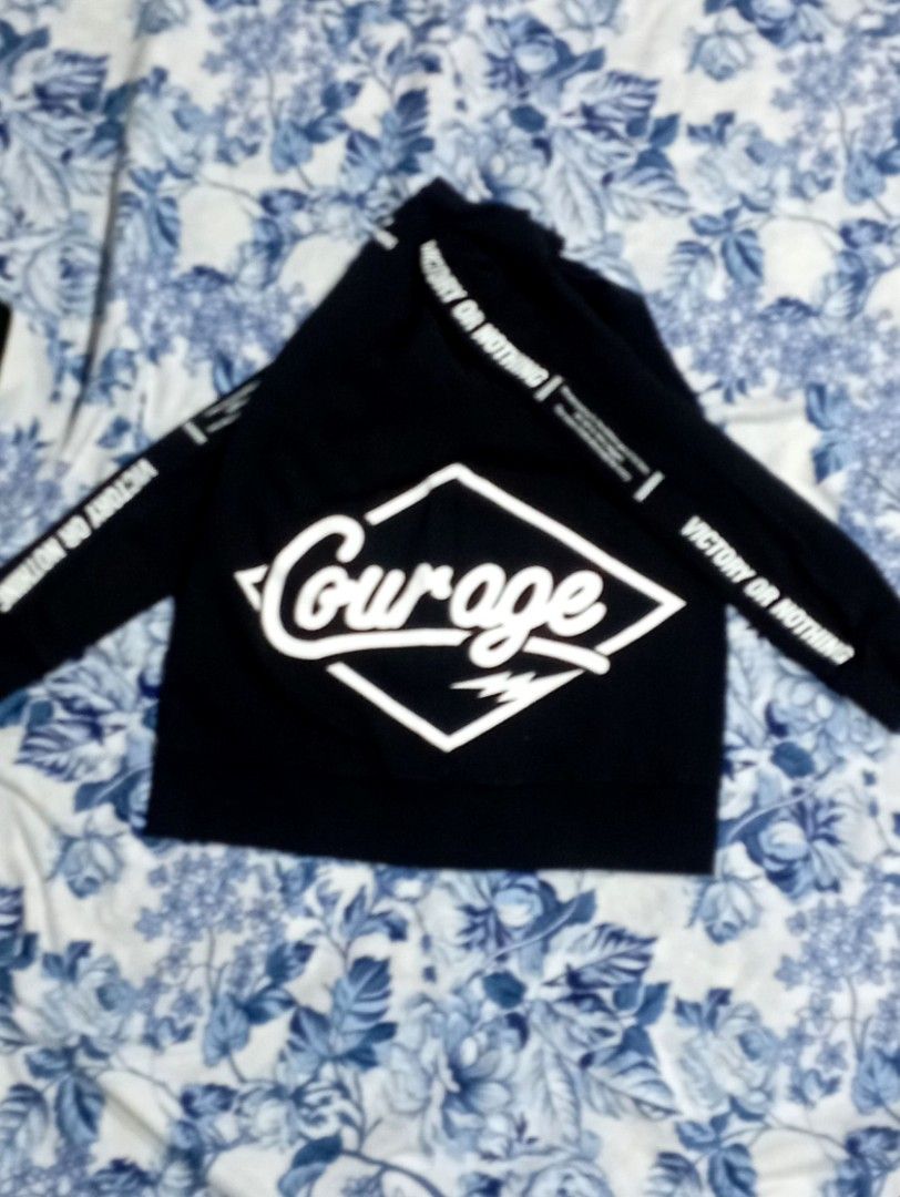 BSX Victory or Nothing Longsleeve (Category: Coats, Jackets and Outerwear) located in Zaragoza. Submitted by abasolo_jv (Listing ID 1407664846, Image 3). Description: brandew Condition no issues 10/10 Color rate 23x28 dimes 8 Arm opening ganda nito Makaporma❤️ slightly Negotiable +SF.