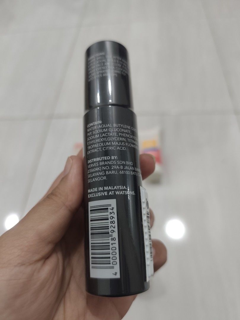 C-Code Makeup Setting Spray (Category: Makeup) located in Marang. Submitted by waapreloved (Listing ID 1407686791, Image 2). Description: C-Code makeup setting spray. It is a weightless, long-lasting, and hydrating moisturizer. Made in Malaysia and exclusively available at Watsons. The ingredients include water, butylene glycol, sodium gluconate, sodium lactate, phenoxyethanol, ethylhexylglycerin, sodium majus extract, and citric acid..