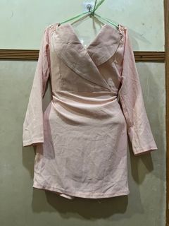 (Kategori: ) berada di . Dikirim oleh declutterqueenezak (ID iklan 1407631910, Gambar 1). Deskripsi: .