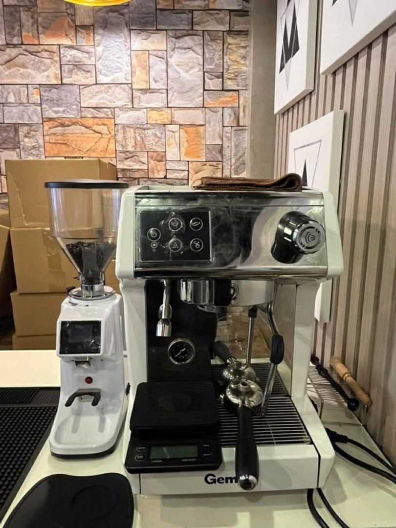 Gemilai Espresso Machine and Grinder Set (Category: Coffee Machines & Makers) located in Manila. Submitted by i_cyyy (Listing ID 1407604577, Image 2). Description: Gemilai 3200D Espresso Machine White Gemilai 022 Coffee Grinder White Used for only 4mos New PMS both machines P45,000 (Neg) bundle including the following: Tamper set Tamping Pad Knock Box Double shot portafilter Single shot portafilter.