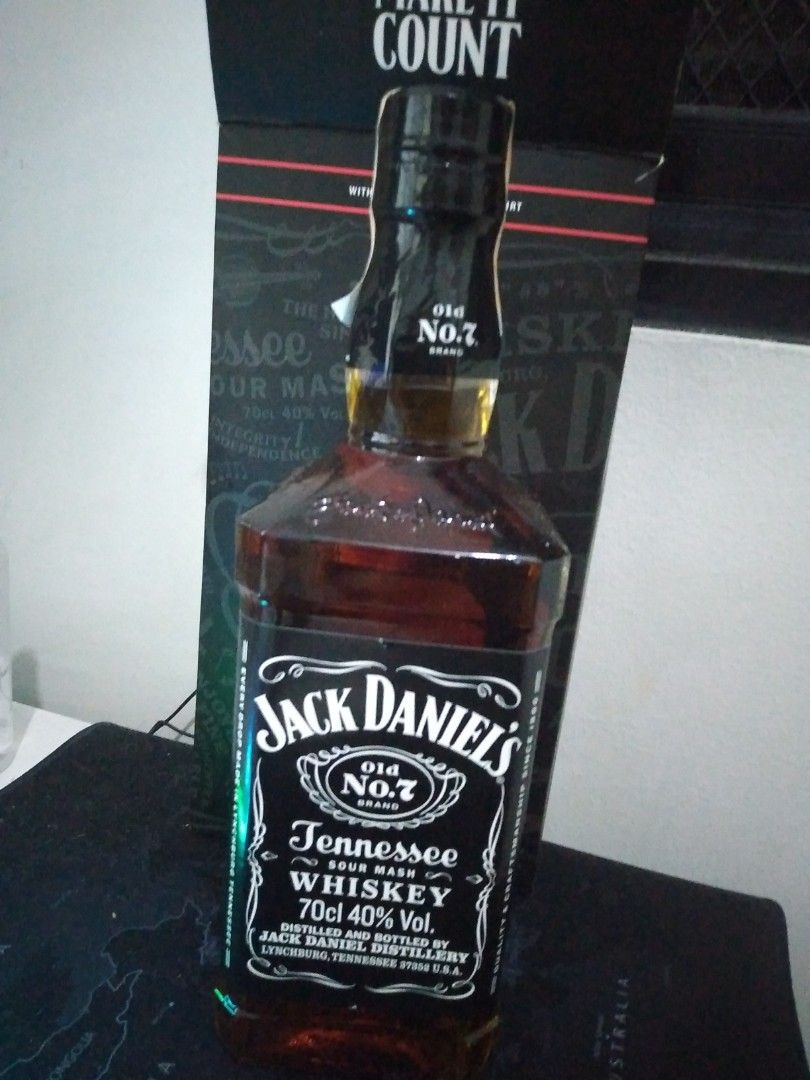 jack daniels whiskey 700ml with free tshirt (Category: Beverages) located in San Pedro. Submitted by golden.boy (Listing ID 1407739774, Image 2). Description: jack daniels 700ml with free tshirt san pedro location pag shipping sagot mo ,meetup lang sa malapit.