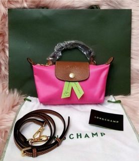 (Category: ) located in . Submitted by billionairebags (Listing ID 1407647493, Image 1). Description: .
