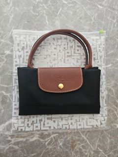 （分類：）位於 。 由 aachris 提交（商品編號 1407599078，圖片 1）。簡介： 。