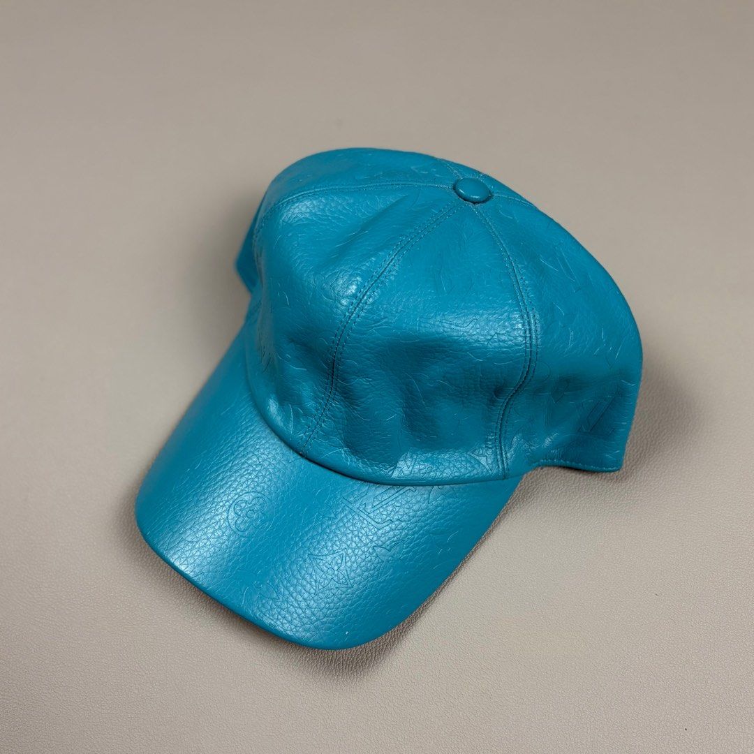 Louis Vuitton 2019 Monogram Empreinte Casquette Hat (Category: Luxury Accessories) located in Quezon City. Submitted by dufflebag_boy (Listing ID 1407713544, Image 2). Description: Louis Vuitton 2019 Monogram Empreinte Casquette Hat -Description From 2019 collection by Virgil Abloh. Men’s Louis Vuitton Monogram Empreinte Casquette hat. Designer -Price: 7,500 -size: osfa -excellent condition HMU 📩.