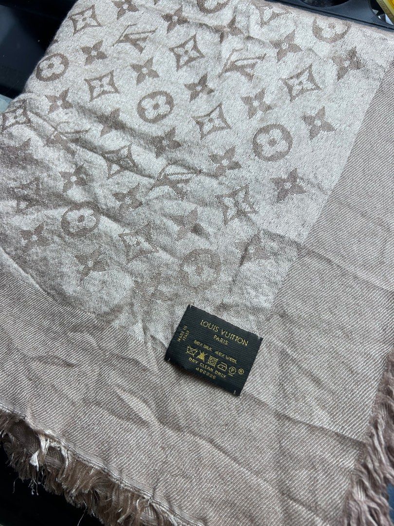 Louis Vuitton Monogram Shawl (Category: Luxury Accessories) located in Tacloban City. Submitted by yohandevs (Listing ID 1407695422, Image 1). Description: negotiable .