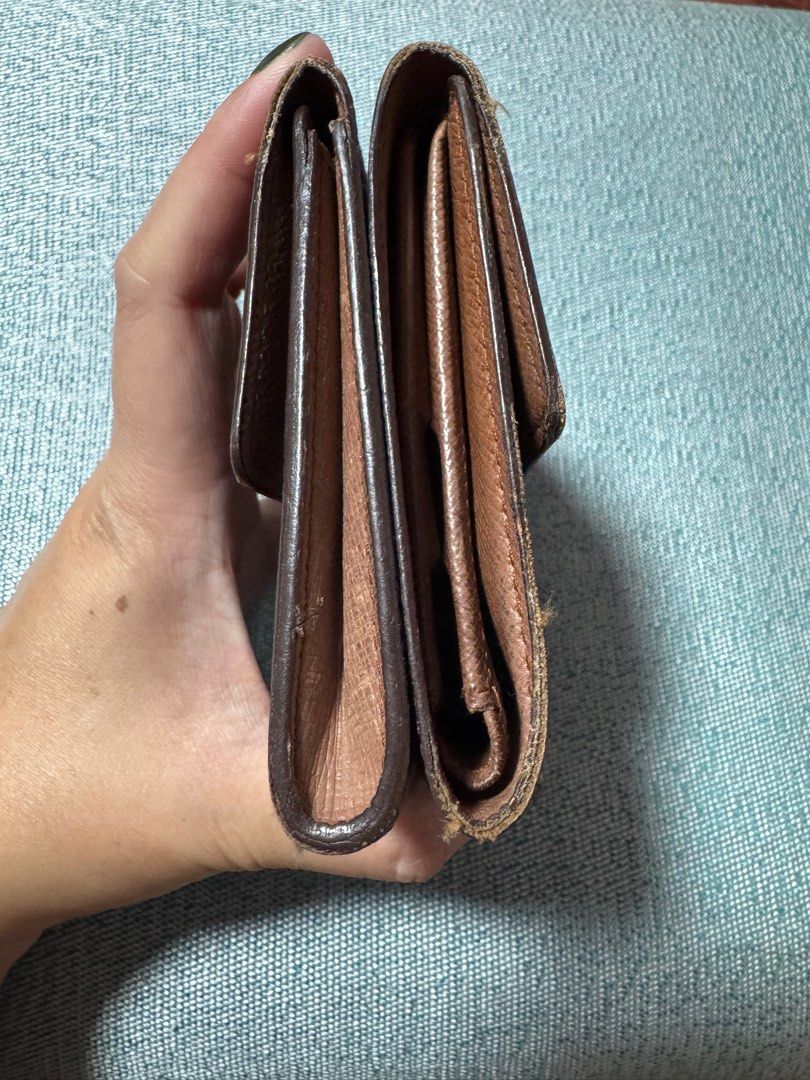 Louis Vuitton Monogram Trifold Wallet (Category: Luxury Bags & Wallets) located in Davao. Submitted by emeraldjecko (Listing ID 1407581971, Image 3). Description: .