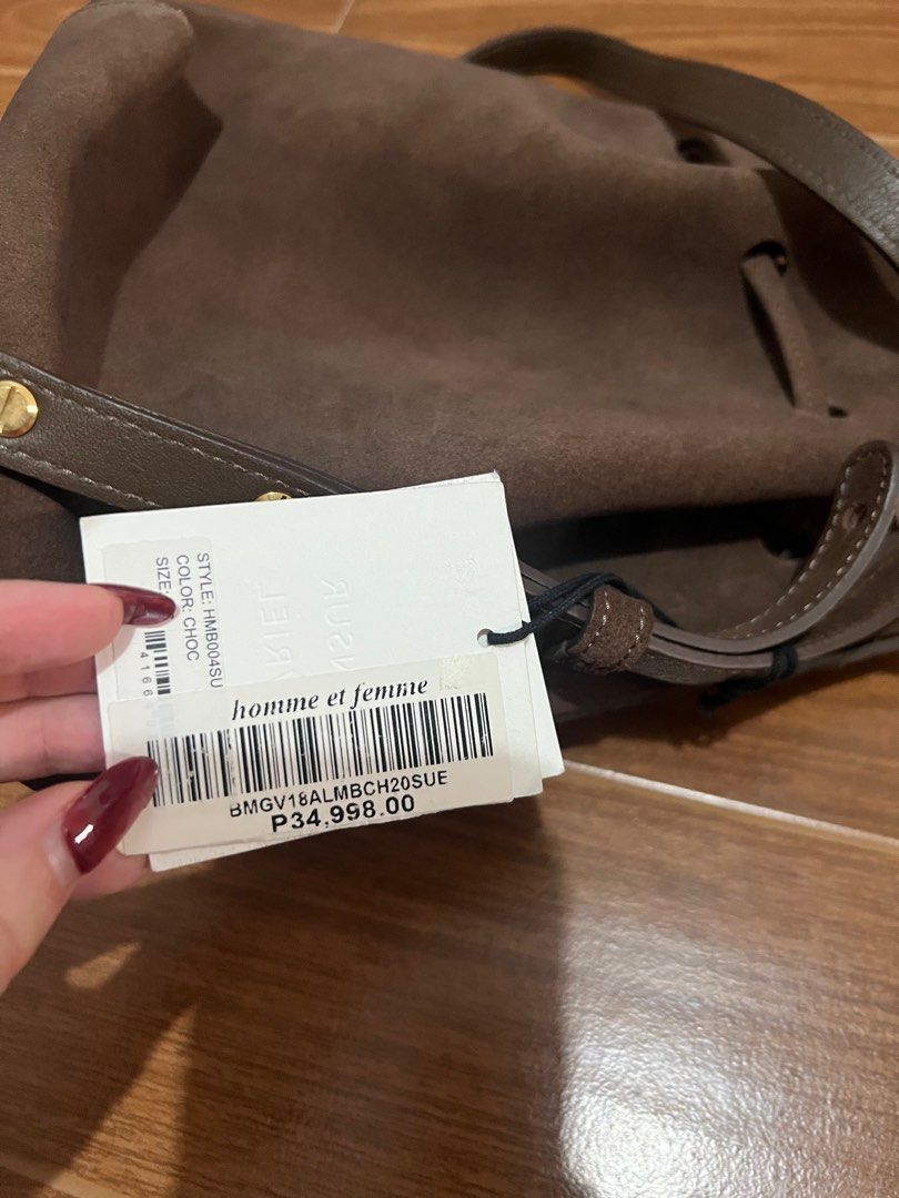 Mansur Gavriel bucket bag (Category: Luxury Bags & Wallets) located in Paranaque City. Submitted by heyitsmekim (Listing ID 1407704829, Image 3). Description: .