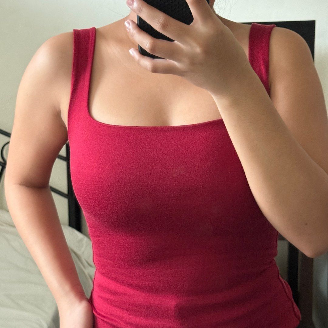 MERA RED DOUBLE LINING TOP SQUARE NECK SLEEVELESS (Category: Sleeveless) located in Quezon City. Submitted by rubyjanesells (Listing ID 1407671070, Image 2). Description: .