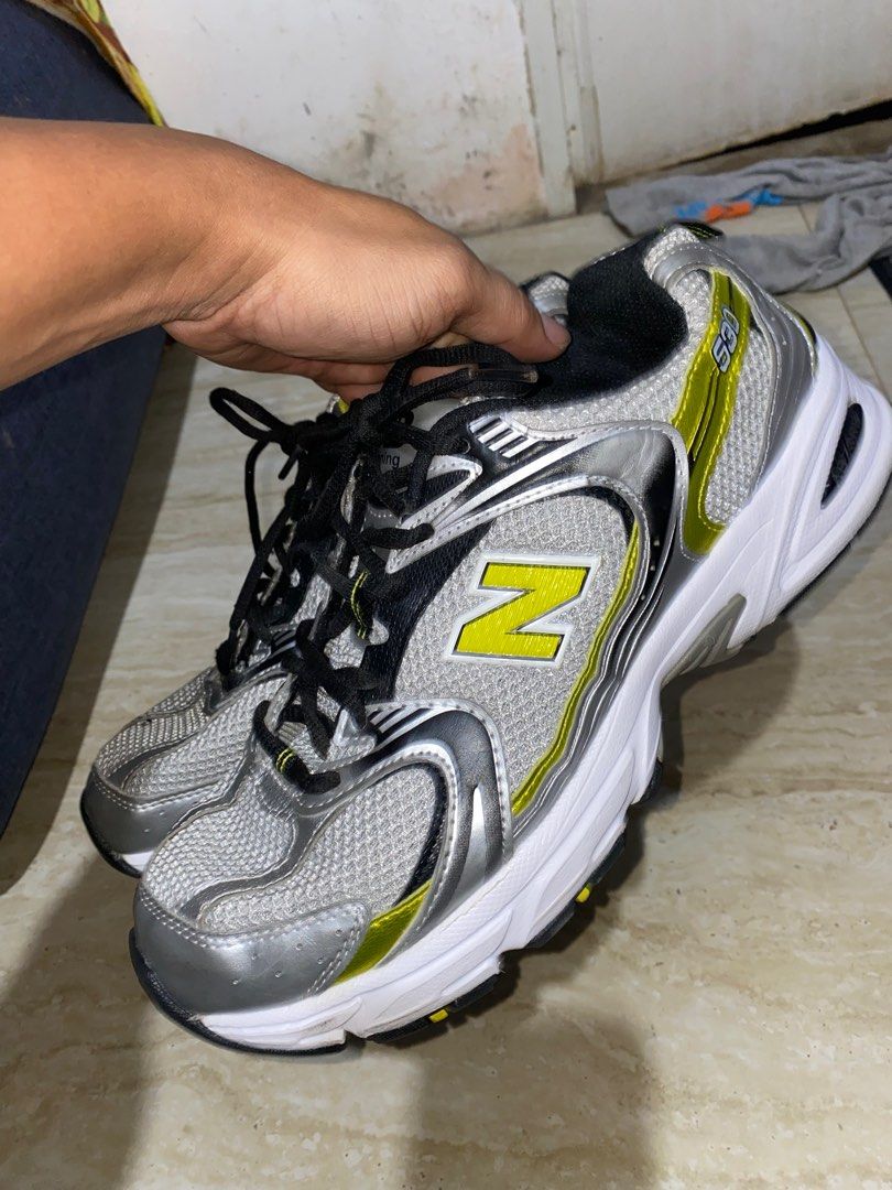 New Balance 530 9mens (Category: Sneakers) located in Cebu City. Submitted by matfinds (Listing ID 1407723774, Image 1). Description: original excellent condition.