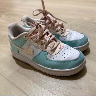 (Category: ) located in . Submitted by authentic_kicks23 (Listing ID 1407571713, Image 1). Description: .