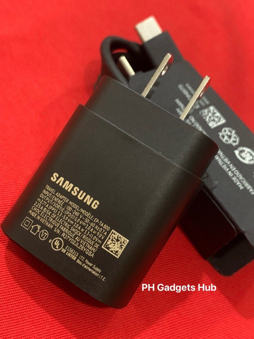 Samsung Super Fast Charging 25W (Category: Chargers & Cables) located in San Juan City. Submitted by ph_gadgets_hub (Listing ID 1407651962, Image 3). Description: 💯% 25W Samsung Super Fast Charger😍 💯% Data sync supported 💯% MFS Certified 💯% Brand new WE ARE STILL ON SALE ❗️❗️❗️ Set Promo!! ₱550 Set 25W Samsung Travel Adapter with Type C to Type C Cable Super Fast Charging🔥 ₱450 25W Samsung Travel Adapter Type C Super Fast Charging only ₱300