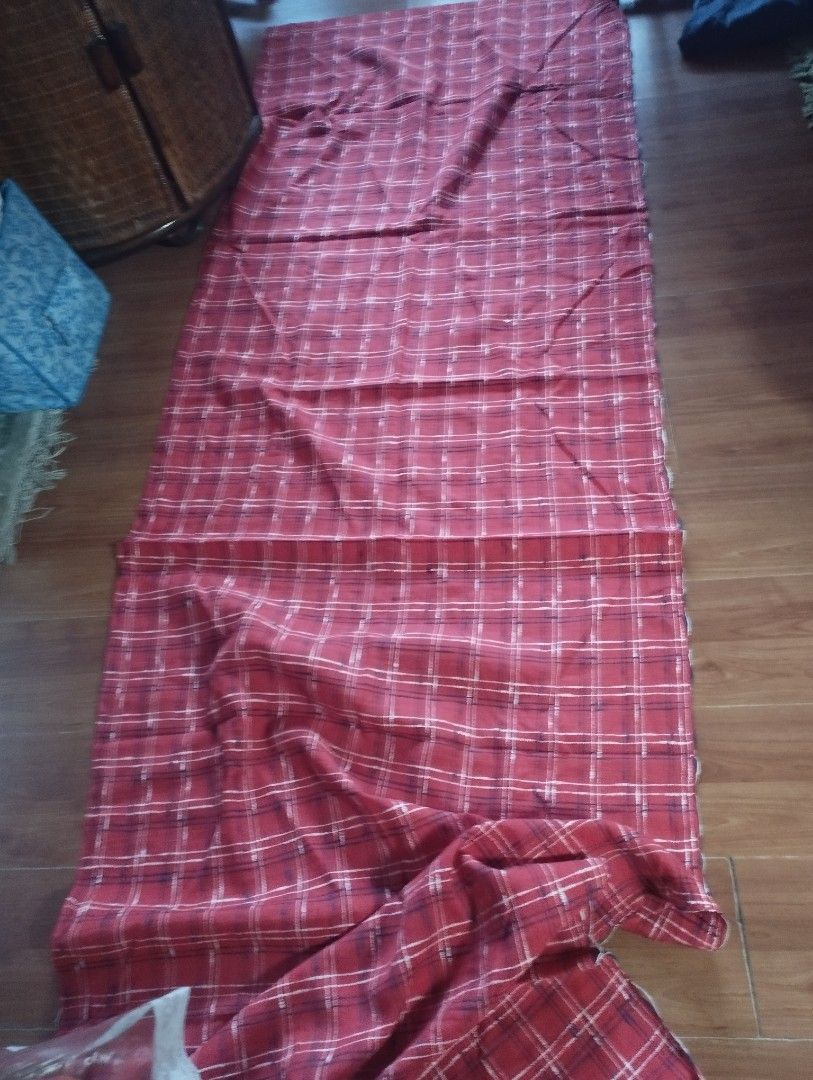 Very Long Table Cloth (Category: Other Home Decor) located in Baguio. Submitted by katgon2016 (Listing ID 1407651011, Image 1). Description: puwedeng table cloth, curtain, etc..