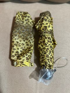 (Category: ) located in . Submitted by favoritepreloved (Listing ID 1412688607, Image 1). Description: .