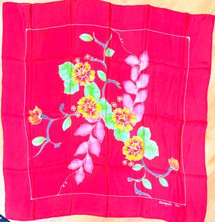 (Category: ) located in . Submitted by yourfavreluvthrift (Listing ID 1412683493, Image 1). Description: .