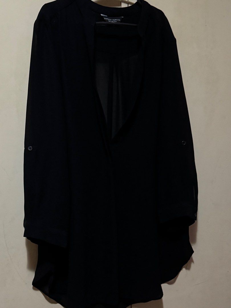Black Dorothy Perkins (Category: Longsleeves) located in Quezon City. Submitted by frockph (Listing ID 1412561723, Image 1). Description: .