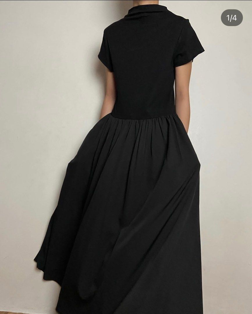 Black Dropwaist Dress (Category: Dresses) located in Pasig City. Submitted by lamode.vintage (Listing ID 1412626448, Image 2). Description: • Not my style anymore • Fits M-L • Bust 31-42 / Waist 28-40 / Length 50 • Still in good quality • Got this from Roxanne Vintage on Instagram ⚪️ Original Price - PHP 800 🟢 PRE LOVED Price- PHP 700 🔴 DELIVERIES ONLY. NO MEET UPS. Photo Credit: Roxanne Vintage .