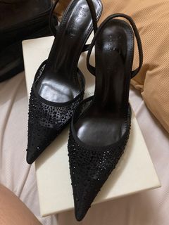 (Category: ) located in . Submitted by _beyyy (Listing ID 1412657083, Image 1). Description: .