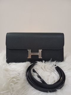 (Category: ) located in . Submitted by innercloset (Listing ID 1412648759, Image 1). Description: .