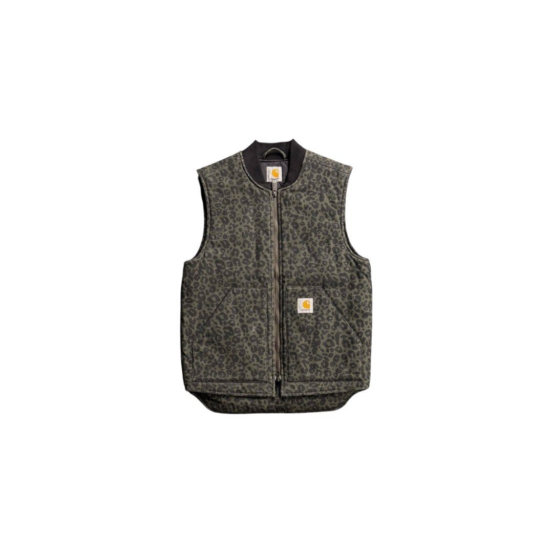 Carhartt Leopard Print Vest (Category: Vests) located in Manila. Submitted by thrift2nite (Listing ID 1412599965, Image 1). Description: Available ✅ “Carhartt Vest” • Brand new Condition • Color rate: 10/10 • width: 20 • length: 25 • Best fit: Medium M/Mine: 3,299.