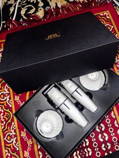 (Category: ) located in . Submitted by jiwastore (Listing ID 1412550174, Image 1). Description: .
