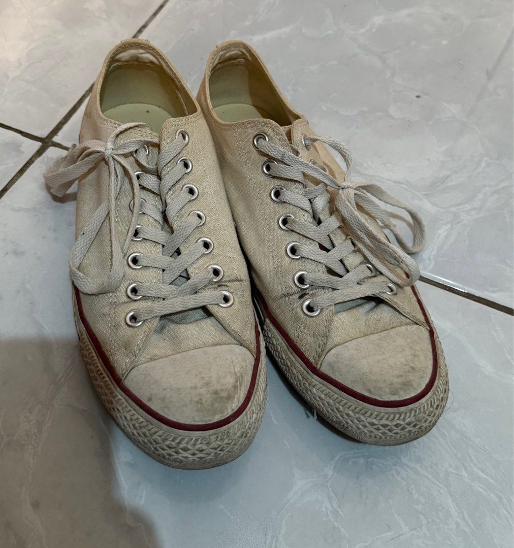 Converse Chuck Taylor All Star Low (Category: Sneakers) located in Cabanatuan. Submitted by declutterpg (Listing ID 1412598821, Image 1). Description: - Converse Chuck Taylor All Star Low sneakers - needs cleaning - US Size: 9 men - Color: Cream - Material: Canvas upper, rubber sole - Features iconic Converse logo.