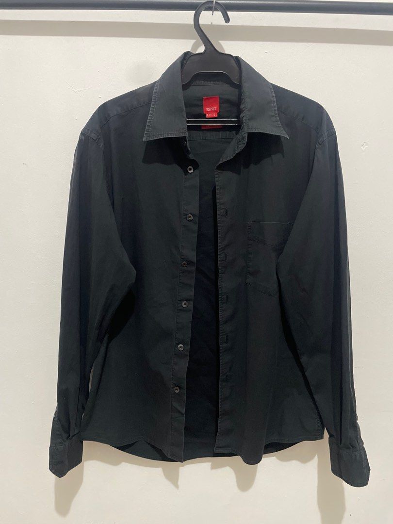 Esprit Long Sleeves Black Mens (Category: Formal Shirts) located in Manila. Submitted by fromthearchives (Listing ID 1412636091, Image 1). Description: Brand: Esprit Type: Long Sleeves Top Mens Size: M-L Mens Measurement: Chest 21 Length 30 Sleeves 25 Color: Black .