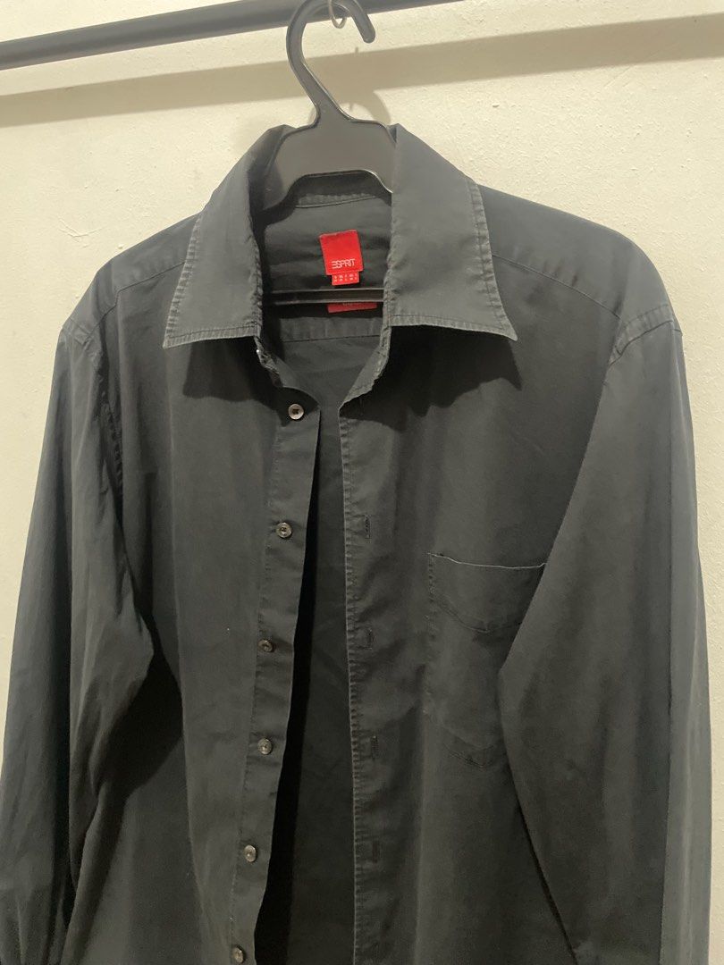 Esprit Long Sleeves Black Mens (Category: Formal Shirts) located in Manila. Submitted by fromthearchives (Listing ID 1412636091, Image 3). Description: Brand: Esprit Type: Long Sleeves Top Mens Size: M-L Mens Measurement: Chest 21 Length 30 Sleeves 25 Color: Black .