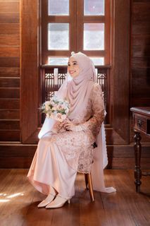 green emerald velvet dress Bride Aiqa- Fully Lined Muslim Bride Wedding Dress