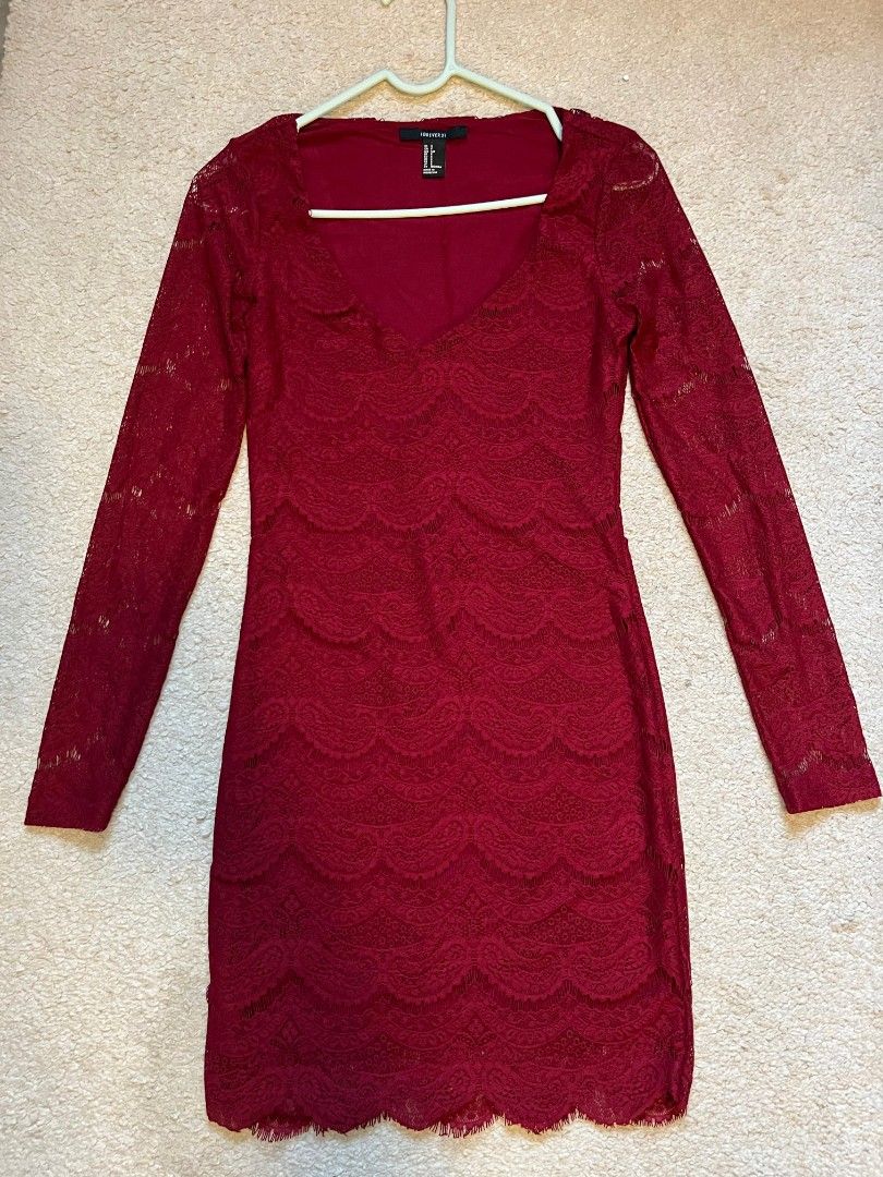 Forever 21 lace dress, , & , - Carousell