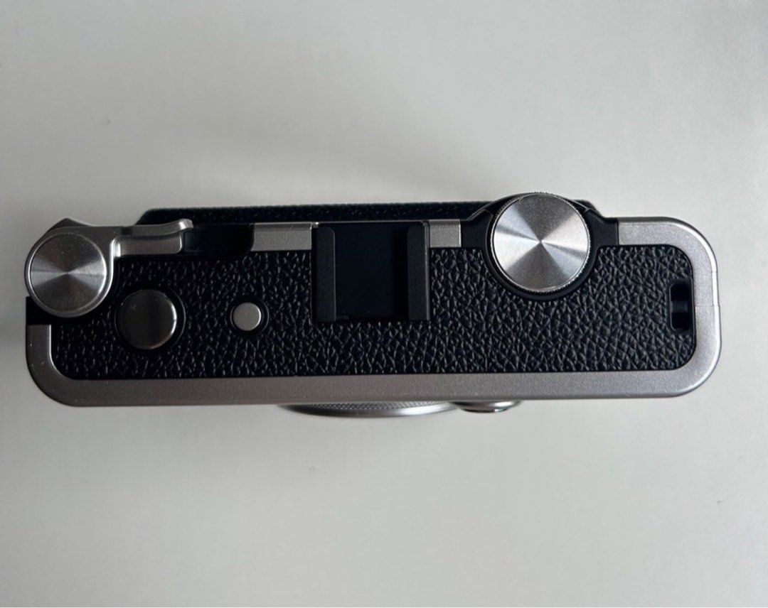 Instax Mini Evo (Category: Cameras) located in Batangas. Submitted by luvssuli (Listing ID 1412656015, Image 3). Description: 📸 FUJIFILM INSTAX MINI EVO (BLACK) Price: 6,000 (fixed) Inclusions: (dami nyan siz) • Instax Mini Evo Unit • Acrylic Case • Lens Cover • Lanyard • Leather case • Film Inside Body condition: minimal scratches and dust inside the screen (can provide vids!). OUTPUT IS NOT AFFECTED. 📦 Shipping: Can ship via LBC/Lalamove (sf 