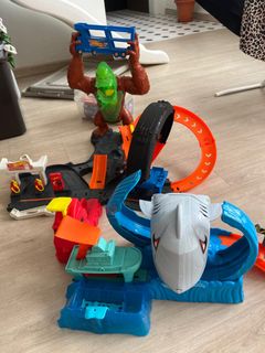 (Category: ) located in . Submitted by charlieteee (Listing ID 1412606146, Image 1). Description: .